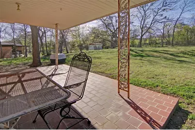 1435 W Water Street, Weatherford, TX 76086 - Photo 29