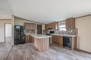 2013 Spring Ct, Azle, TX 76020 - Photo 5