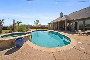 100 Brookview Ct, Waxahachie, TX 75165 - Photo 3