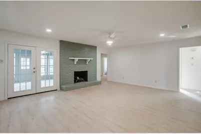 7325 Trimble Drive, Fort Worth, TX 76134 - Photo 7