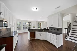 2770 S Lakeview Dr, Cedar Hill, TX 75104 - Photo 3