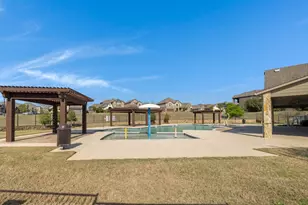 511 Ranchwood Dr, Justin, TX 76247 - Photo 25