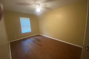 2300 Coleman Ave, Fort Worth, TX 76105 - Photo 7