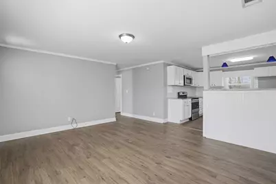 308 W Lamm Street, Blue Ridge, TX 75424 - Photo 5