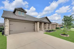 813 Horton St, Fate, TX 75189 - Photo 3