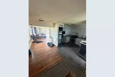 2033 Redman Circle, Dallas, TX 75223 - Photo 9