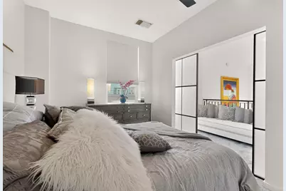 2323 N Houston Street #704, Dallas, TX 75219 - Photo 31