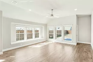 153 Claywood Dr, Glenn Heights, TX 75154 - Photo 13