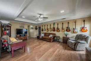 748 Regency Dr, Hurst, TX 76054 - Photo 19