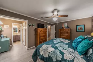 748 Regency Dr, Hurst, TX 76054 - Photo 15