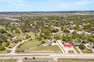 5338 Boat Club Rd, Fort Worth, TX 76135 - Photo 13