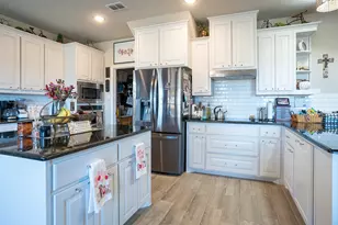 145 Mockingbird Hl Dr, Joshua, TX 76058 - Photo 11