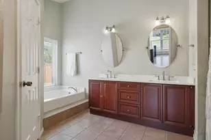 1338 Saddleback Ln, Lewisville, TX 75067 - Photo 15