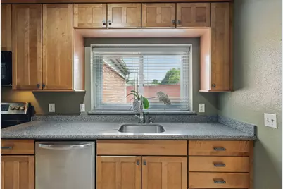 1338 Saddleback Lane, Lewisville, TX 75067 - Photo 11