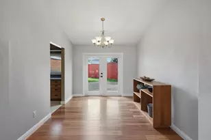 1338 Saddleback Ln, Lewisville, TX 75067 - Photo 9