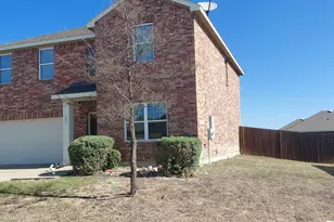 305 Gypsum Ln, Glenn Heights, TX 75154 - Photo 3