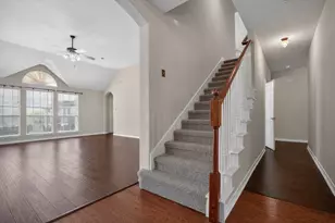 2839 Kate Ln, Grand Prairie, TX 75052 - Photo 9