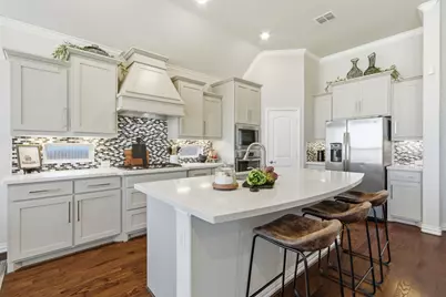 4211 Prado Court, Irving, TX 75063 - Photo 11