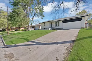 1122 Pinedale Ln, Dallas, TX 75241 - Photo 3