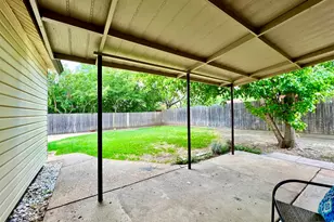 2005 Cedarwood Dr, Carrollton, TX 75007 - Photo 17