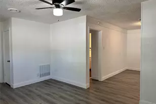 3211 Poplar St, Greenville, TX 75402 - Photo 21