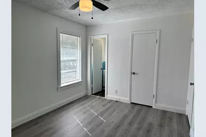 3211 Poplar Street, Greenville, TX 75402 - Photo 9