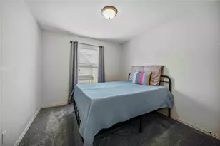 6808 Carrington Ln, Fort Worth, TX 76137 - Photo 21