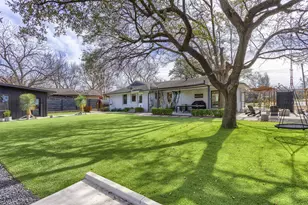 1812 Carol St, McKinney, TX 75069 - Photo 29