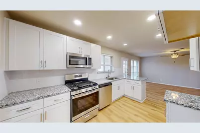 3125 Damascus Way, Farmers Branch, TX 75234 - Photo 3