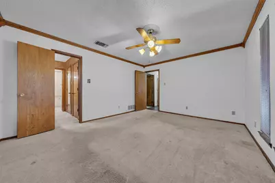 205 William Wallace Drive, Burleson, TX 76028 - Photo 13