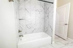 105 Rosemary Dr, Azle, TX 76020 - Photo 21