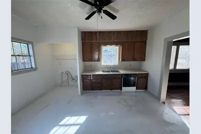 809 E Palestine Street, Mexia, TX 76667 - Photo 11