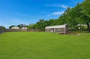 11061 Foutch Rd, Pilot Point, TX 76258 - Photo 35