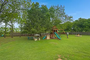 11061 Foutch Rd, Pilot Point, TX 76258 - Photo 31