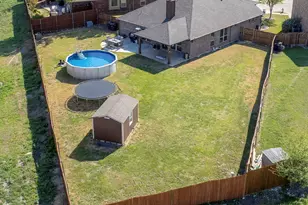 1028 Crest Meadow Dr, Fort Worth, TX 76052 - Photo 5