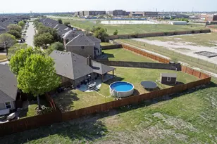 1028 Crest Meadow Dr, Fort Worth, TX 76052 - Photo 35