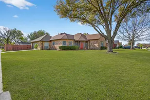 920 York St, Forney, TX 75126 - Photo 1