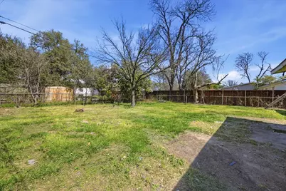 2647 Hearthstone Drive, Farmers Branch, TX 75234 - Photo 13