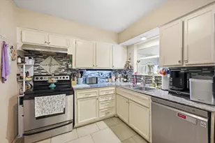 2647 Hearthstone Dr, Farmers Branch, TX 75234 - Photo 5