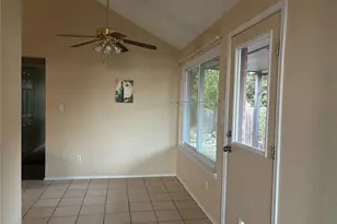 1210 Hidden Oaks Dr, Mansfield, TX 76063 - Photo 9