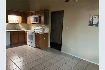 1210 Hidden Oaks Drive, Mansfield, TX 76063 - Photo 7