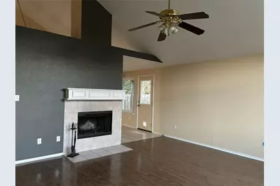 1210 Hidden Oaks Drive, Mansfield, TX 76063 - Photo 5