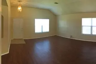 516 Ashdale Dr, Fort Worth, TX 76140 - Photo 5