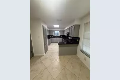 1009 Village Wood Court, Arlington, TX 76012 - Photo 11