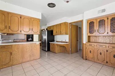 2810 Gladiolus Lane, Dallas, TX 75233 - Photo 13