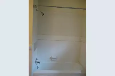 1500 W Baldridge Street, Ennis, TX 75119 - Photo 13