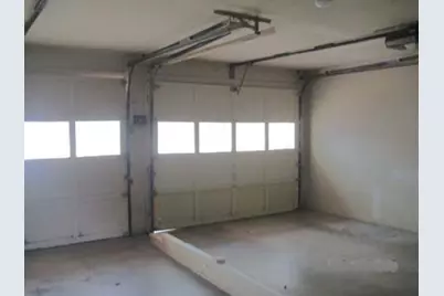 1500 W Baldridge Street, Ennis, TX 75119 - Photo 23