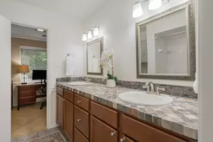 7110 Mossvine Dr, Dallas, TX 75254 - Photo 17