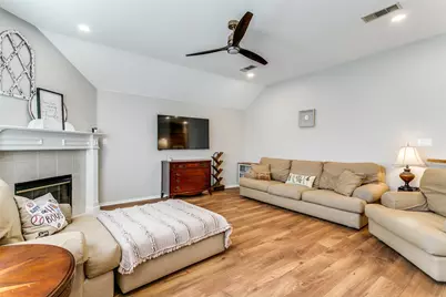 2724 Windstone Way, Corinth, TX 76210 - Photo 11