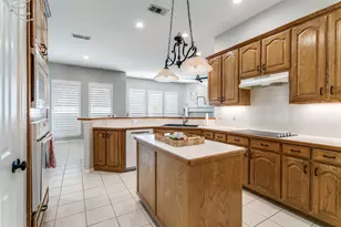 2724 Windstone Way, Corinth, TX 76210 - Photo 7